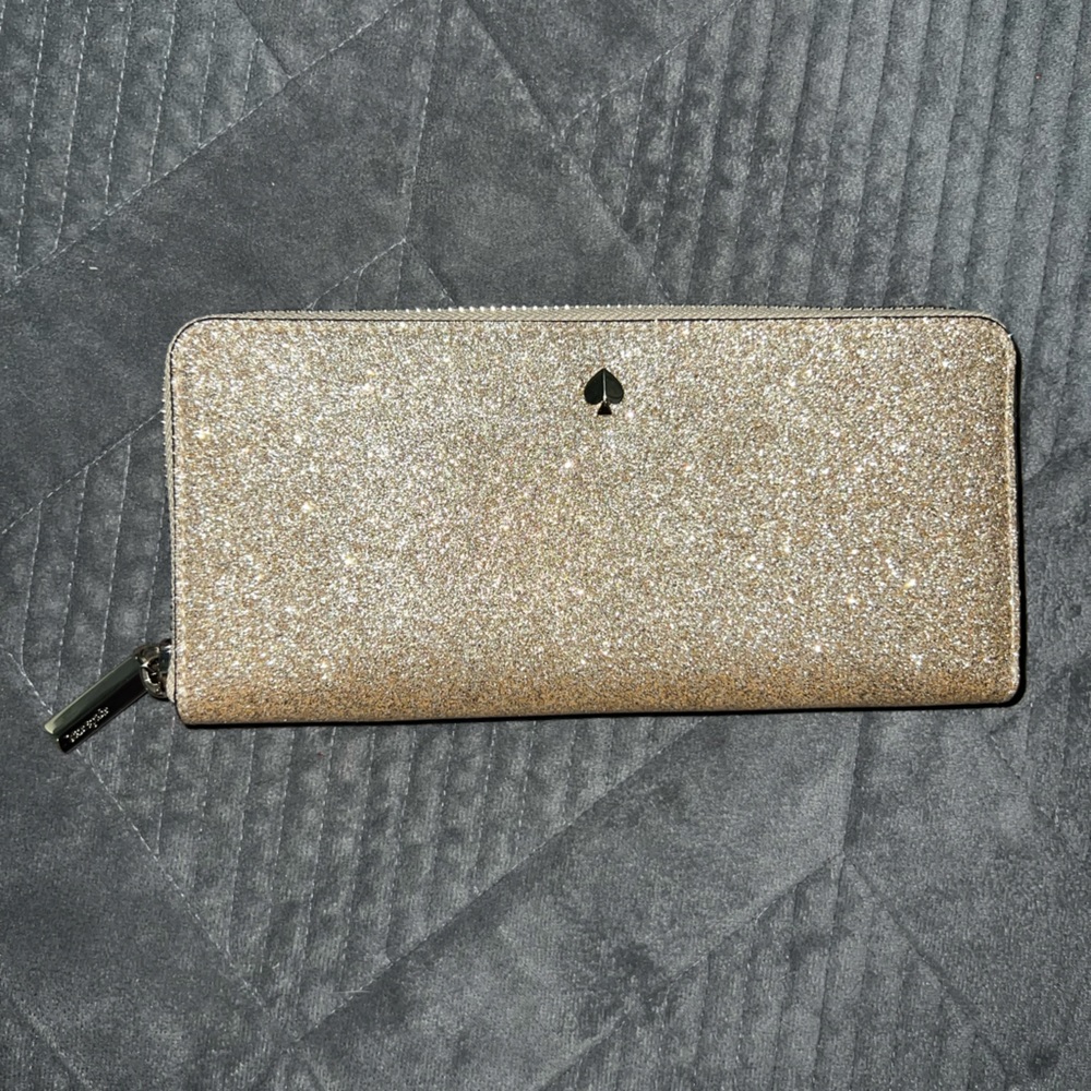 Kate Spade Gold Glitter Wallet 💖